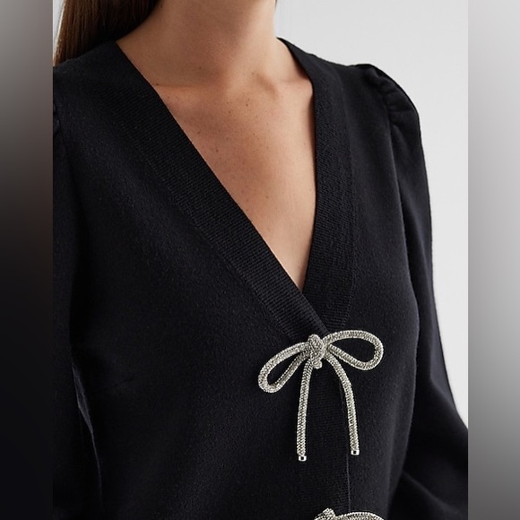 Express -viral ✨Holidays✨black embellished rhinestone bow front sweater cardigan - Picture 13 of 14